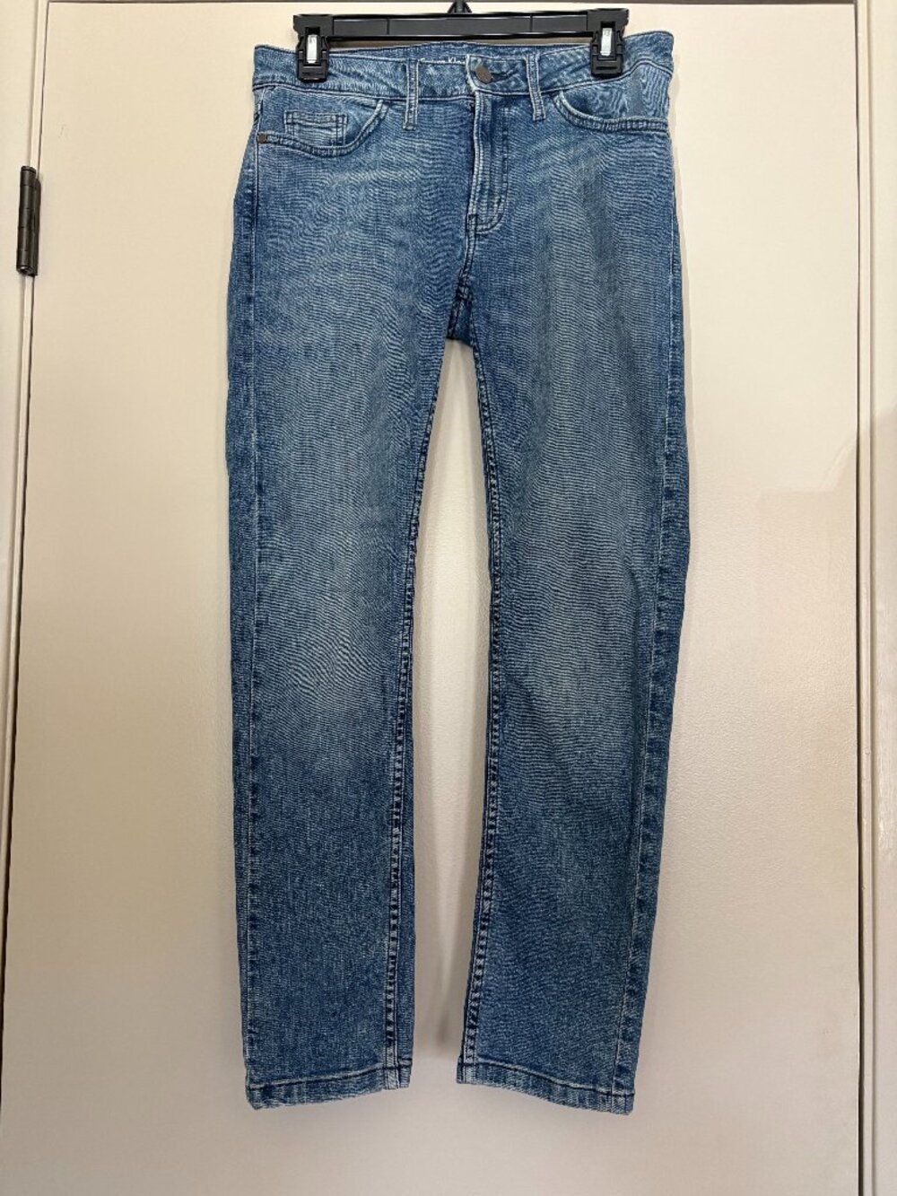 Calvin Klein Jeans Slim Boyfriend – Mid‑Rise, Light/Medium Denim-Size 2